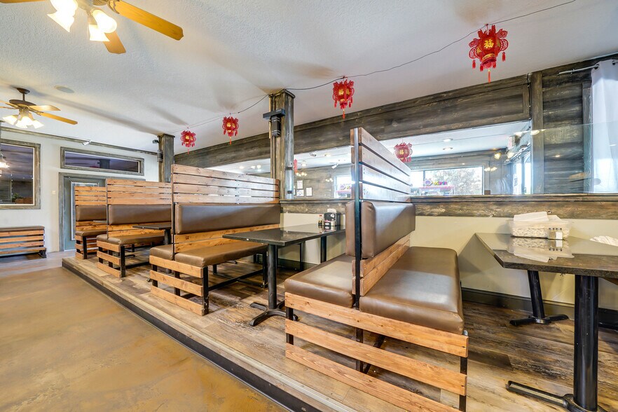 More Photos Of 215 NE 27th Ave, Mineral Wells Restaurant For Sale