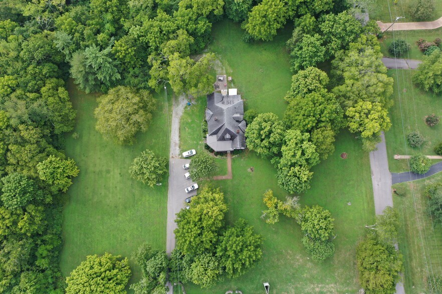 More Photos Of 505 E Main St, Hendersonville Land For Sale