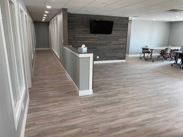 More Photos Of 240 S Wilcox St, Castle Rock Loft Creative Space For Sale