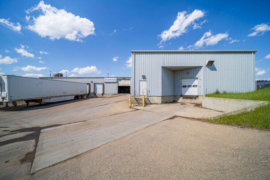 More Photos Of 9750 35th Ave NW, Edmonton Warehouse For Sale
