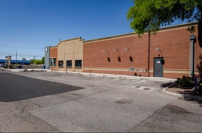 More Photos Of 4625 E Grant Rd, Tucson Restaurant For Lease