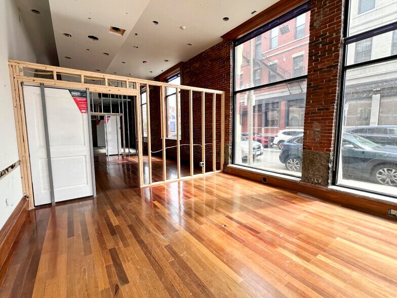 More Photos Of 366 W Broadway, Boston Storefront Retail Residential For Lease