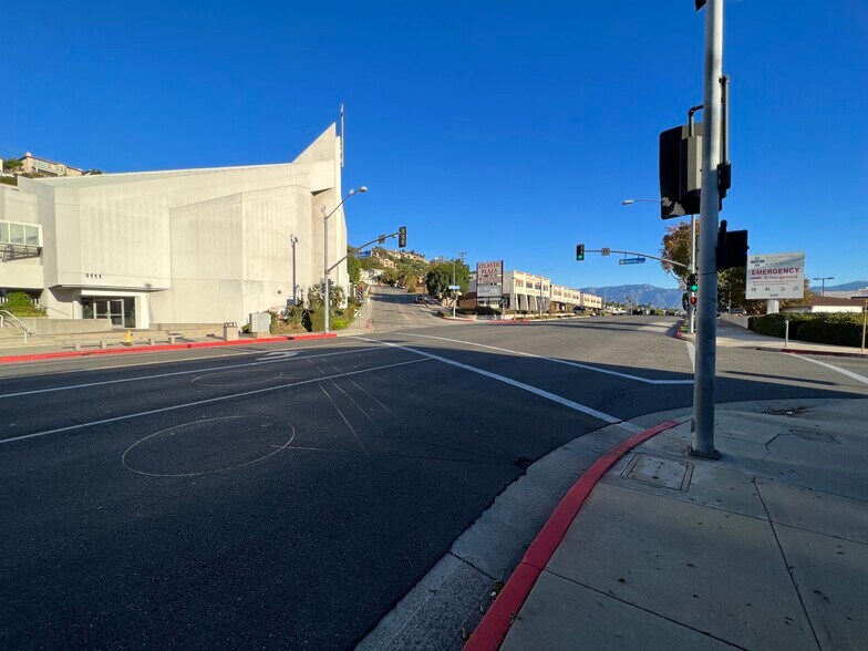 More Photos Of 1112 S Atlantic Blvd, Monterey Park Storefront Retail Office For Lease