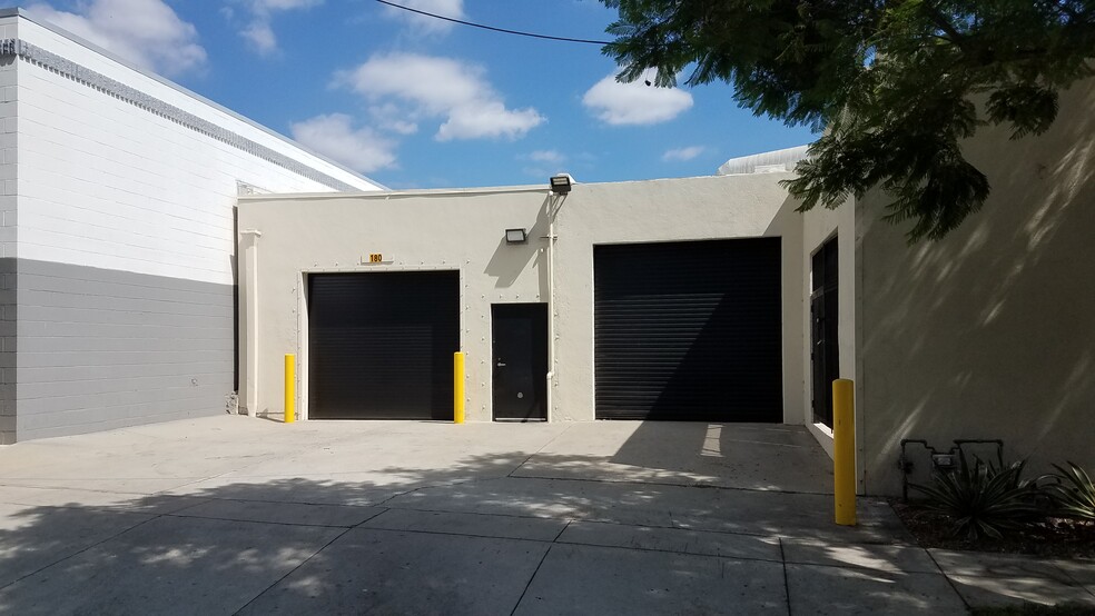 Primary Photo Of 180 N Daisy Ave, Pasadena Warehouse For Lease