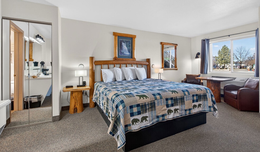 More Photos Of 102 E Greenwood St, Enterprise Hotel For Sale