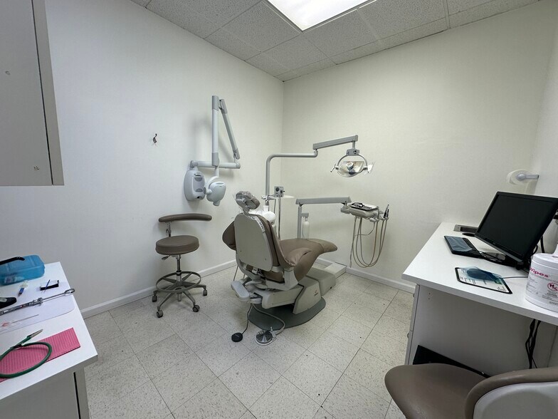 More Photos Of 281 Browertown Rd, Woodland Park Storefront Retail Office For Sale