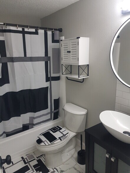 More Photos Of 311 58th Ave E, Bradenton Apartments For Sale