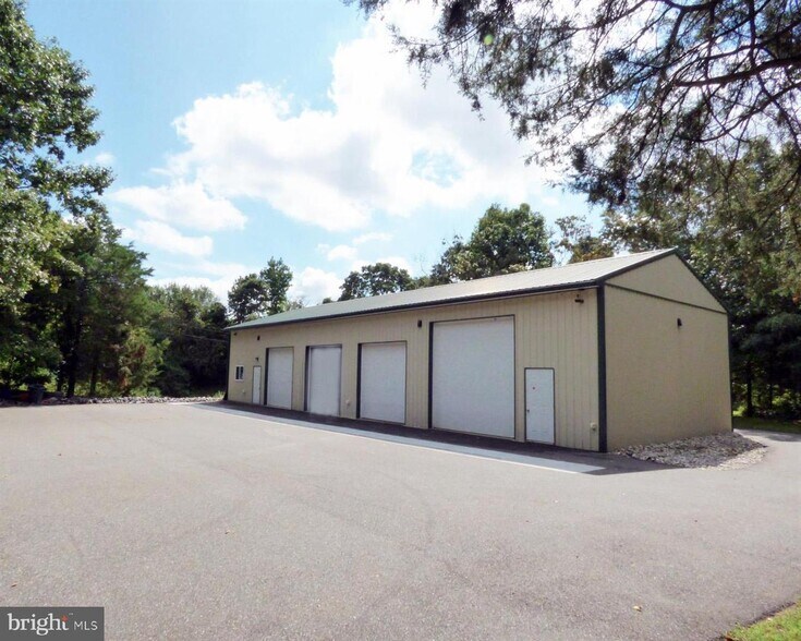 More Photos Of 509 Woodstown Rd, Swedesboro Unknown For Lease