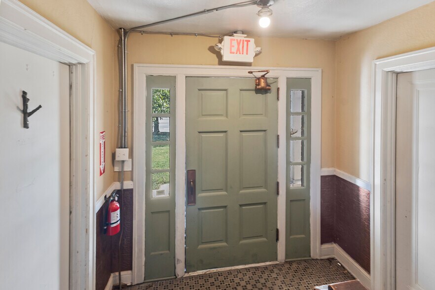 More Photos Of 3514 West End Ave, Nashville Multifamily For Sale