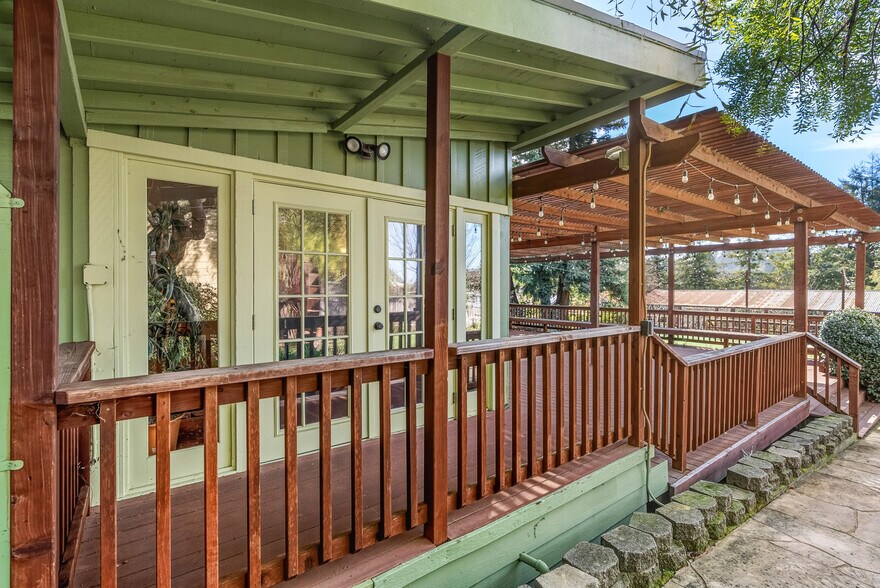 More Photos Of 5186 Gravenstein Hwy S, Sebastopol Restaurant For Sale