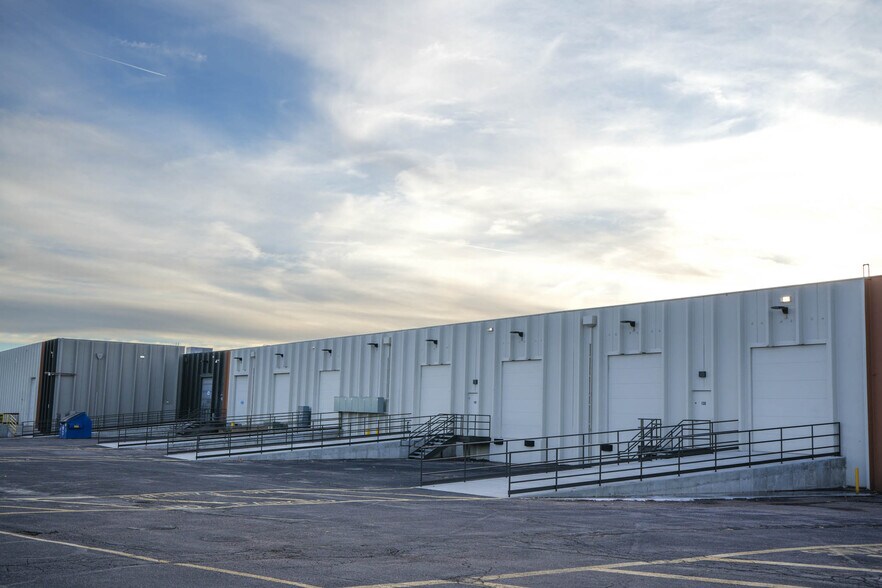 More Photos Of 3910 Palmer Park Blvd, Colorado Springs Unknown For Lease