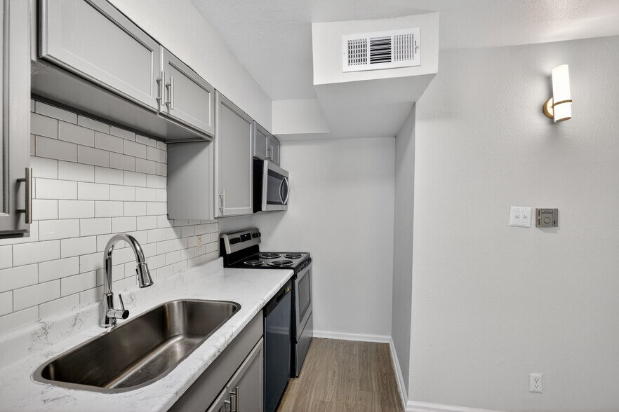 More Photos Of , Dallas Unknown For Sale