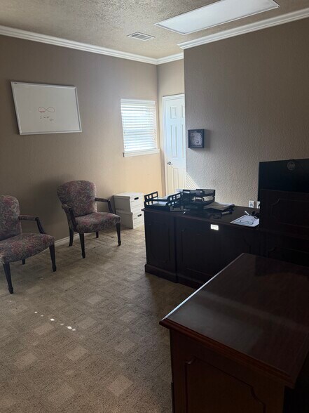 More Photos Of 1480 Cornerstone Ct, Beaumont Office For Sale