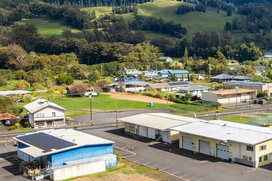 More Photos Of 64-1013 Mamalahoa Hwy, Kamuela Storefront Retail Office For Sale