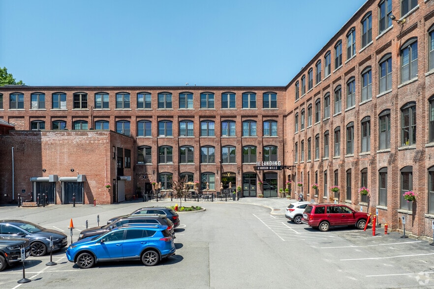 More Photos Of 43 Broad St, Hudson Flex For Lease