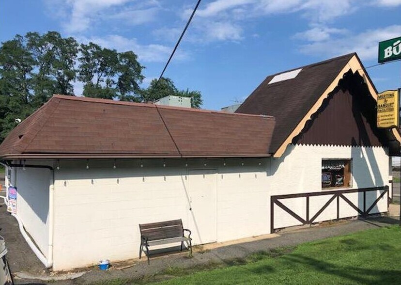 More Photos Of 3001-3006 Naamans Creek Rd, Boothwyn Storefront Retail Residential For Sale