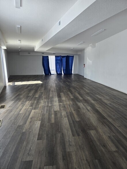 More Photos Of 313-315 N State St, Orem Storefront Retail Office For Sale