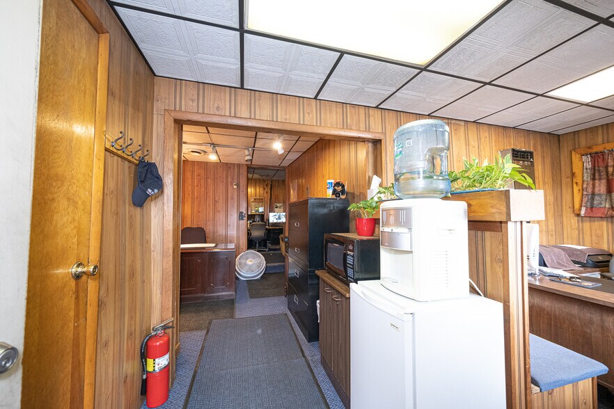 More Photos Of 5700 Butler St, Pittsburgh Auto Dealership For Sale