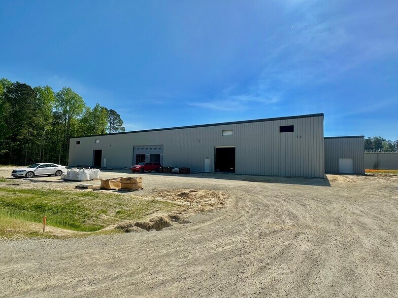More Photos Of 155 Innovation Way, New Bern Warehouse For Lease
