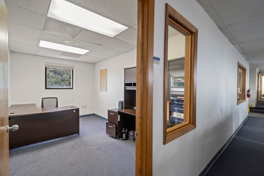 More Photos Of 4985 N 30th St, Colorado Springs Manufacturing For Sale