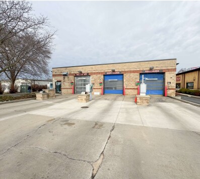 More Photos Of 856 Milwaukee Ave, Burlington Carwash For Sale