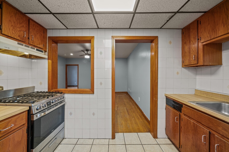 More Photos Of 337 Columbia St, Fall River Apartments For Sale