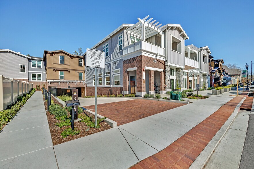 More Photos Of 600 Hartz Ave, Danville Storefront Retail Residential For Lease