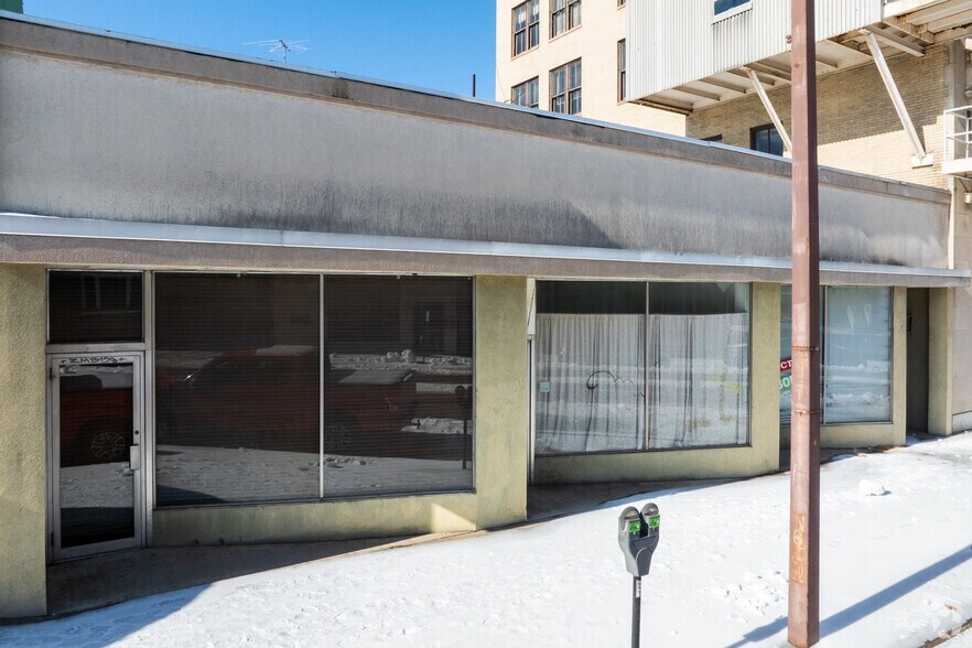 More Photos Of 401 11th St, Huntington Unknown For Sale