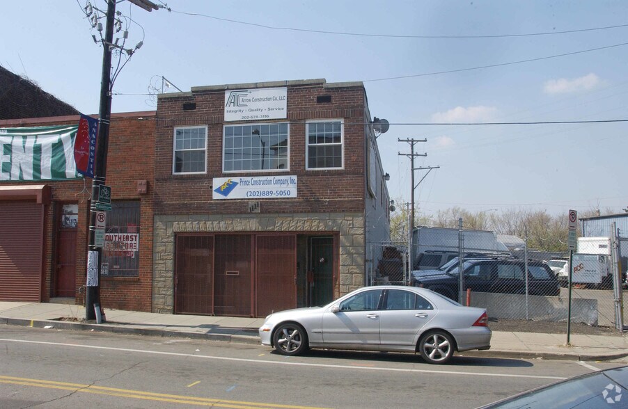 More Photos Of 1111 Marion Barry Ave SE, Washington Office For Lease