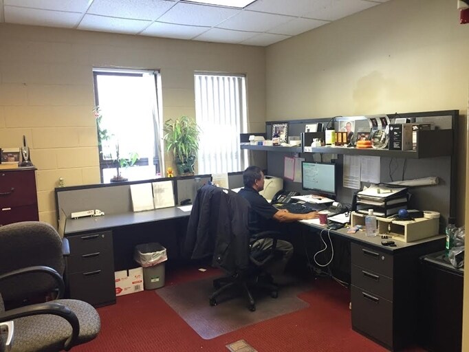 More Photos Of 755 Middlesex Tpke, Billerica Light Manufacturing For Sale