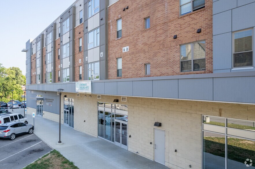 More Photos Of 3559 Reading Rd, Cincinnati Apartments For Lease