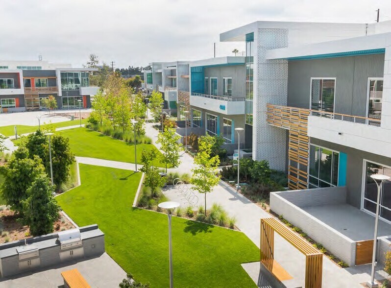 More Photos Of 4800 Alla Rd, Los Angeles Coworking Space