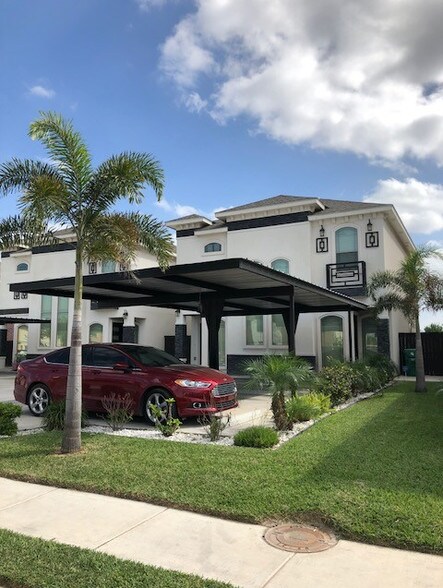 More Photos Of 1407 W Kiwi Ave, Pharr Apartments For Sale