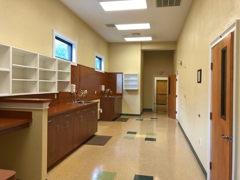 More Photos Of 102 Northside Park, Elizabeth City Medical For Sale