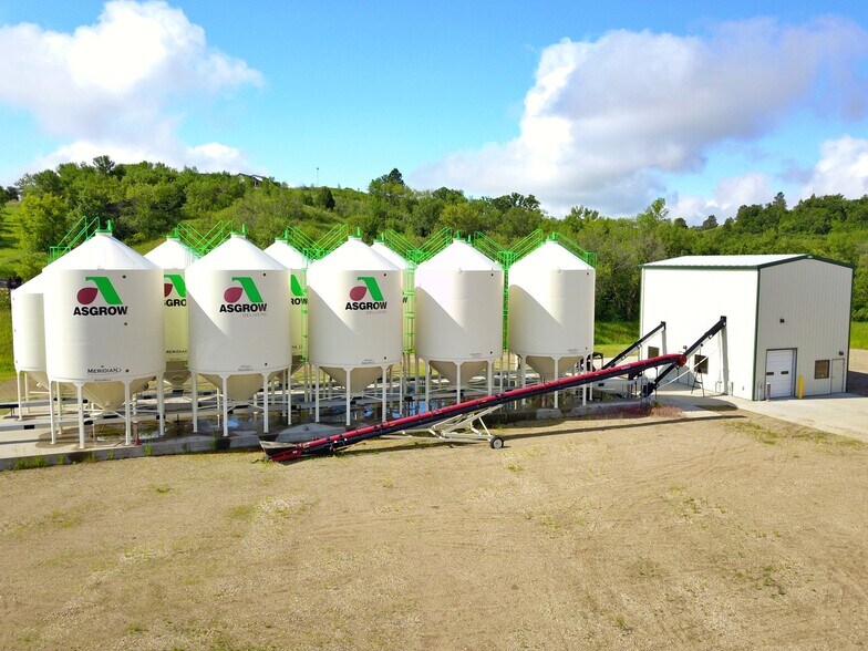 More Photos Of 14103 139th St SE, Sawyer Warehouse For Sale