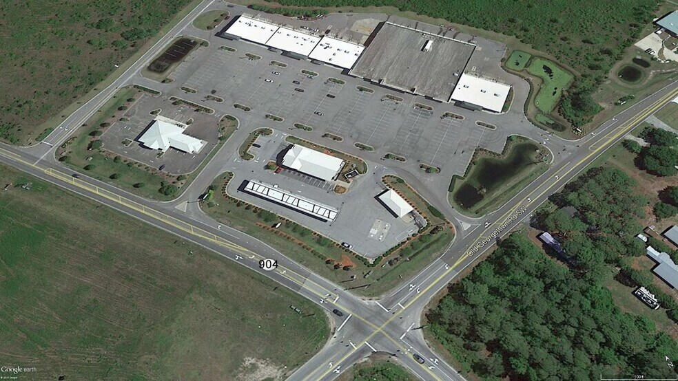 More Photos Of 925 Seaside Rd SW, Ocean Isle Beach General Retail For Lease