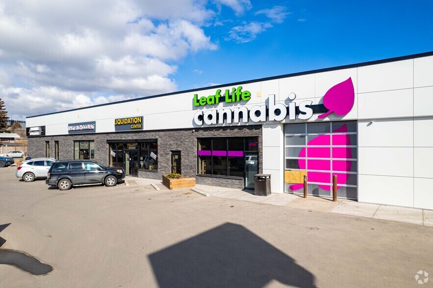 Primary Photo Of 560 69th Ave SW, Calgary Freestanding For Lease