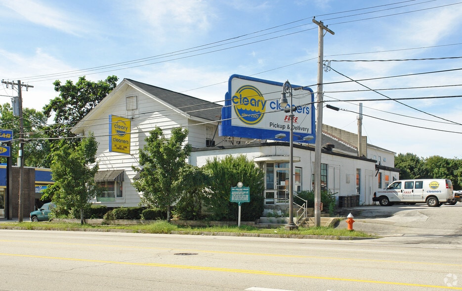 More Photos Of 82 S Main St, Concord Freestanding For Sale