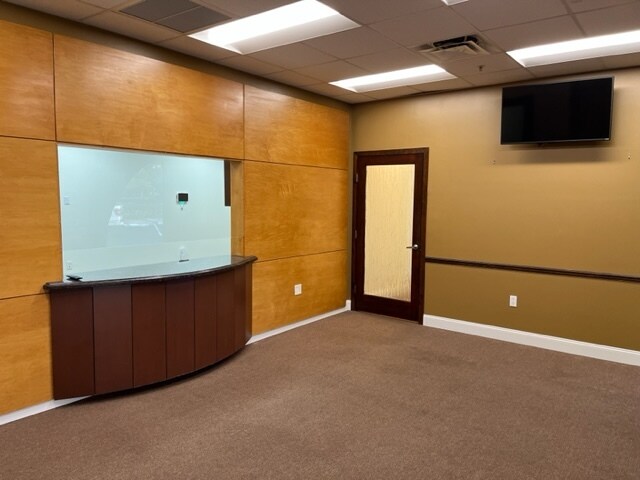 More Photos Of 6435-6471 W Commercial Blvd, Tamarac Medical For Lease