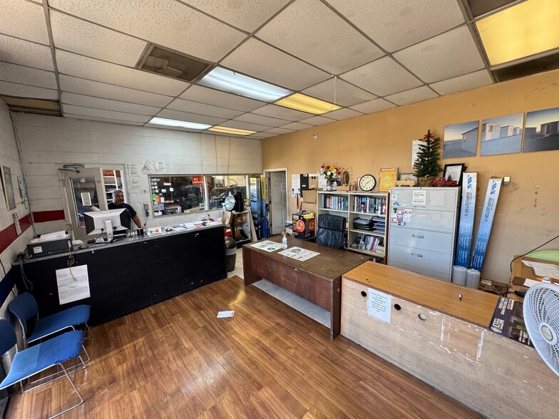 More Photos Of 4050 Lawrenceville Hwy NW, Lilburn Auto Repair For Sale
