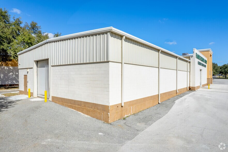 More Photos Of 9598 SW 114th St, Ocala General Retail For Sale