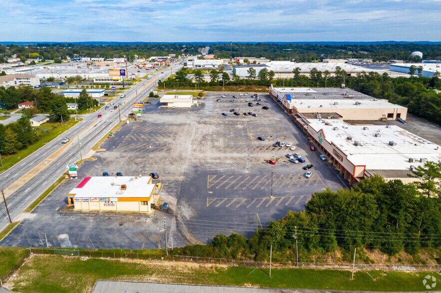 More Photos Of 1576 Eisenhower Pky, Macon-Bibb Unknown For Lease