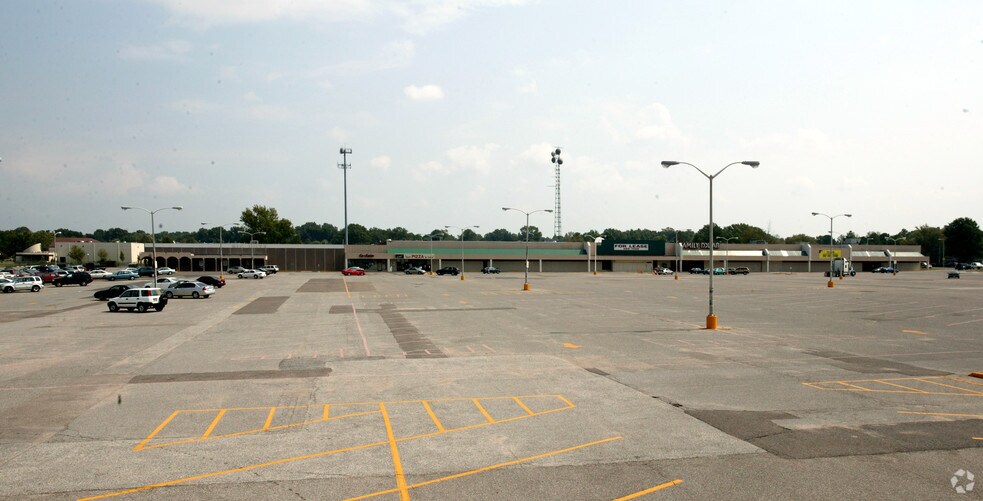 More Photos Of 5366 Winchester Rd, Memphis Unknown For Lease