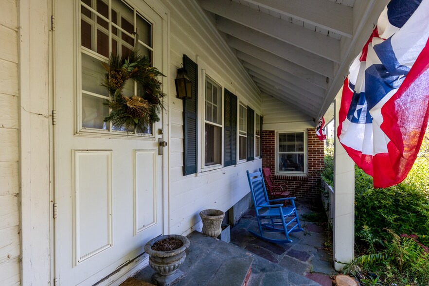 More Photos Of 4 Whitman Rd, Stephentown Sports And Entertainment For Sale
