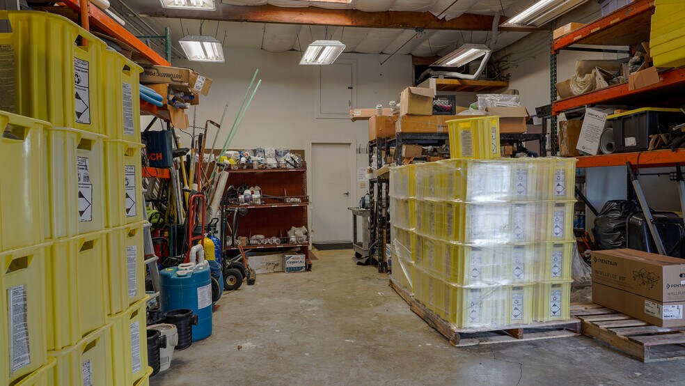 More Photos Of 14 Commercial Blvd, Novato Flex For Sale