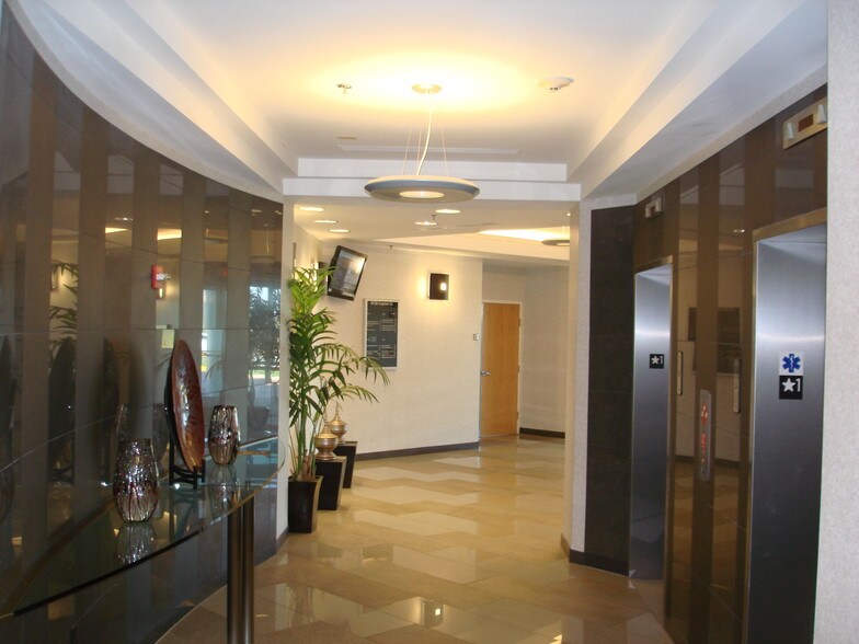 More Photos Of 9720 Capital Ct, Manassas Office For Lease