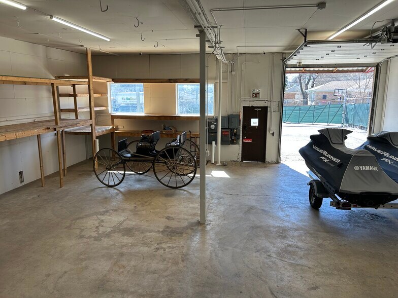 More Photos Of 10215 Franklin Ave, Franklin Park Warehouse For Sale