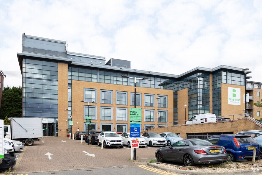 More Photos Of 377-399 London Rd, Camberley Coworking Space