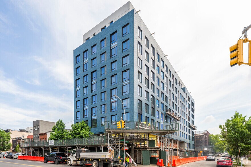 Primary Photo Of 97 Glenmore Ave, Brooklyn Apartments For Lease