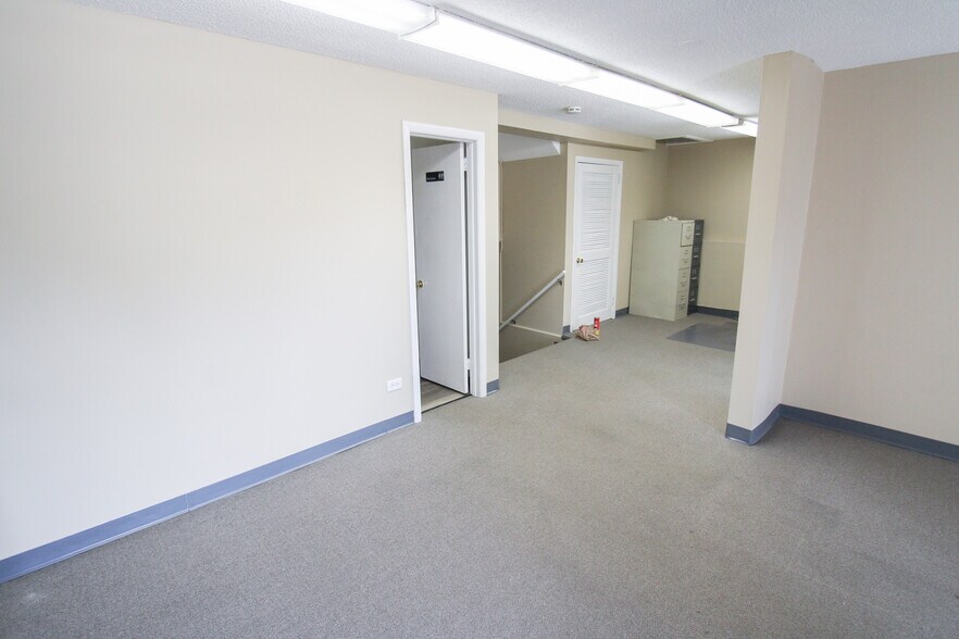 More Photos Of 898 S Rand Rd, Lake Zurich Land For Sale